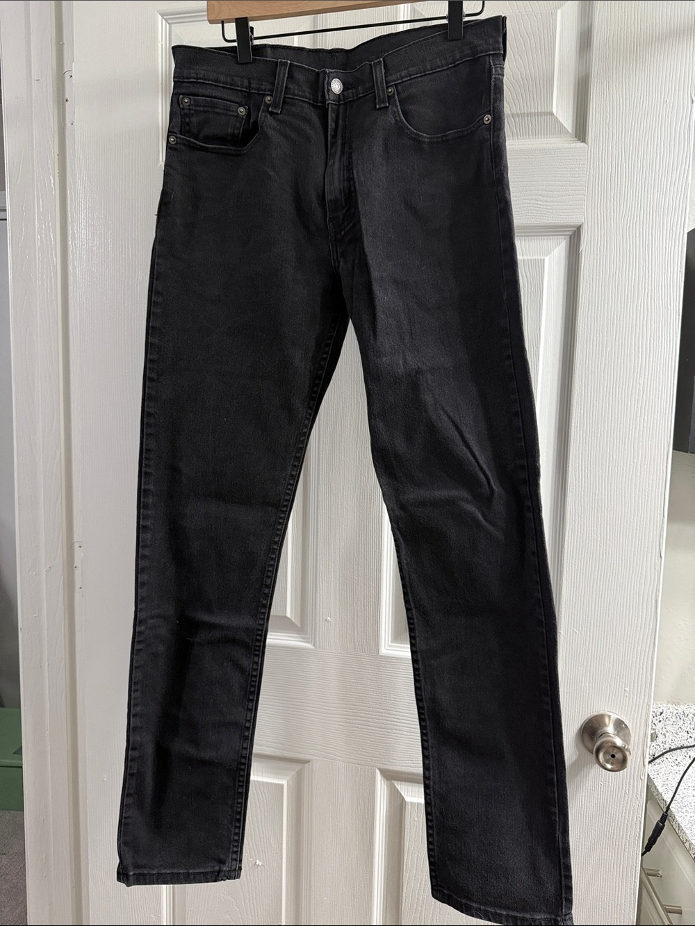 Levi's Men's Black Skinny Jeans - Slim Fit Denim